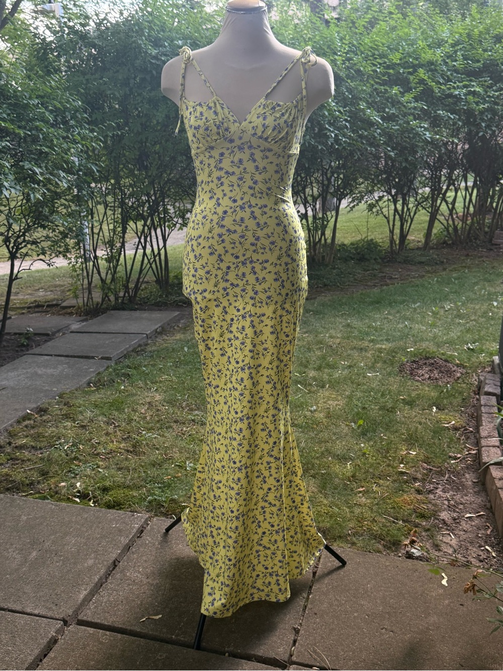 SHEIN Yellow Floral Tie-Strap Maxi Dress